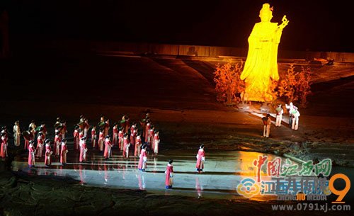 大型山水实景演出《梦里老家》