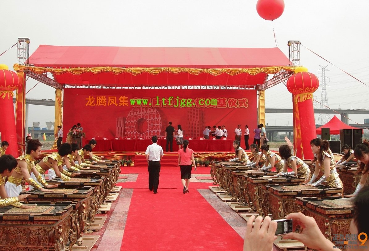 击缶表演